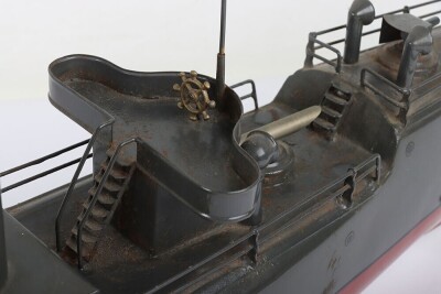 Largest Bing live steam tinplate three funnel Torpedo boat, German circa 1908 - 4