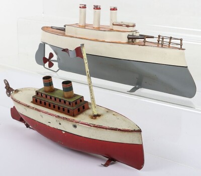 Small tinplate three funnel Gunship and two funnel Ocean liner, German circa 1910/20 - 3