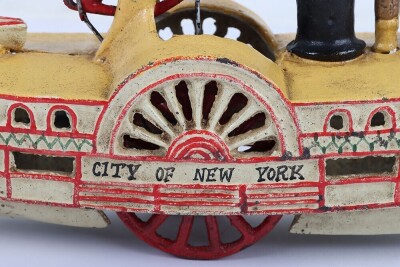 Two American floor toy boats, 1900/1915 - 3