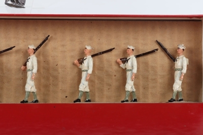 Collection of lead Sailor figures - 5
