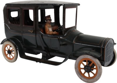 Bing tinplate clockwork Limousine, German circa 1912