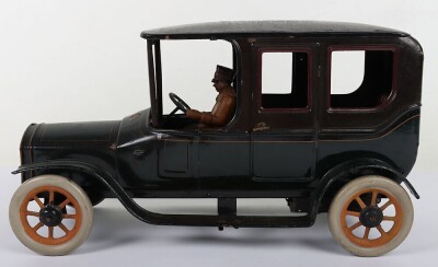 Bing tinplate clockwork Limousine, German circa 1912 - 2