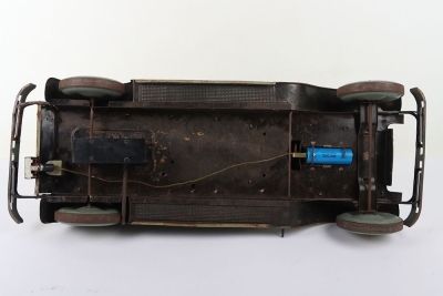 A large tinplate Tipp & Co clockwork Limousine Motor car with electric lights, 1920s - 7