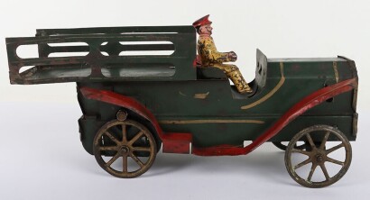 Tinplate flywheel driven wagon, American 1920s