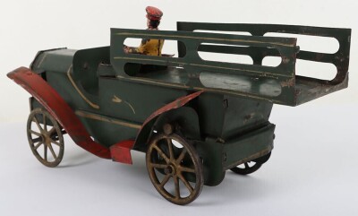 Tinplate flywheel driven wagon, American 1920s - 7