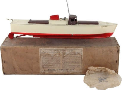 Rare boxed SM1090 Mamod for Malins (Engineers Ltd) &lsquo;Conqueror&rsquo; model electric Yacht/Boat
