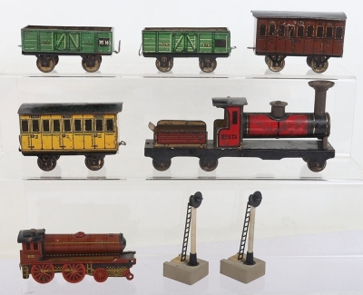 Hess (Germany) 575 Series Tinplate Penny Toy Locomotive - 2