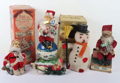 Noel Decorations made In Japan Deluxe Aminated Battery Operated Santa on Rotating Globe