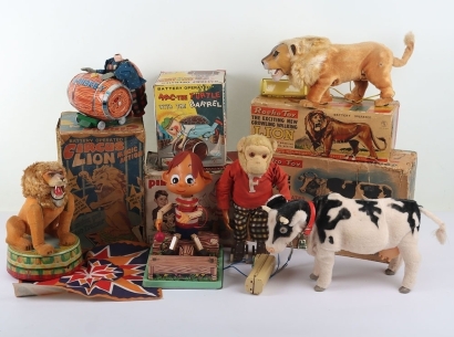 A Quantity of Novelty Toys