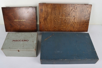 Four Meccano wooden empty boxes, 1930/50s
