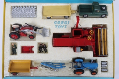 Vintage Corgi Toys boxed Gift Set 22 Farming Models