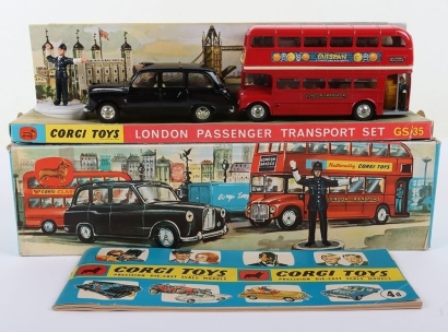 Vintage Corgi Toys Gift Set 35 London Passenger Transport Set
