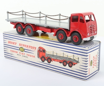 Dinky Supertoys boxed 905 Foden Flat Truck with Chains