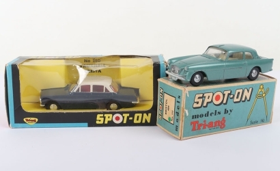 Tri-ang Spot-on boxed 115 Bristol 406