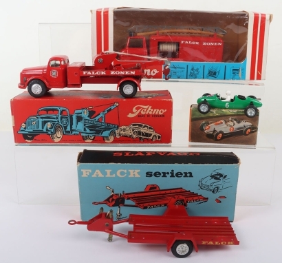 Tekno boxed Emergency vehicles
