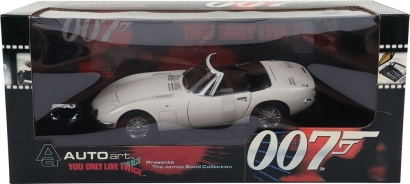 Autoart The James Bond Collection &ldquo;You Only Live Twice&rdquo; Toyota 2000GT