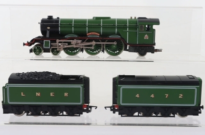 Hornby Railways 00 Gauge The Flying Scotsman Limited Presentation Edition Set