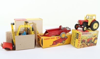 Dinky Toys 305 David Brown Tractor