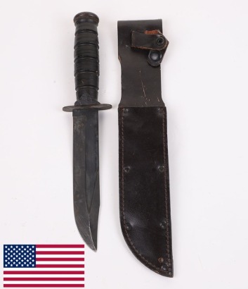 WW2 US Ka-Bar Fighting Knife.