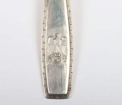 Third Reich Adolf Hitler Personal Silverware Set Table Spoon, fine example with raised AH and eagle to the lower stem. Greek key pattern to the edge. Reverse with 800 silver marks and crown with crescent moon. Good condition overall. Accompanied by photoc - 2
