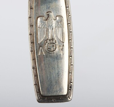 Third Reich Adolf Hitler Personal Silverware Set Table Spoon, fine example with raised AH and eagle to the lower stem. Greek key pattern to the edge. Reverse with 800 silver marks and crown with crescent moon. Good condition overall. Accompanied by photoc - 4