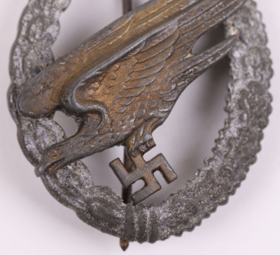 WW2 German Luftwaffe Paratroopers Qualification Badge by Berg & Nolte, Ludenscheid, - 2