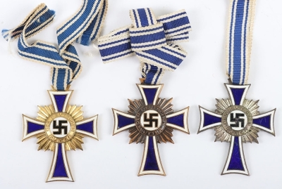 Third Reich Mothers Cross Awards in Gold, Silver and Bronze - 3