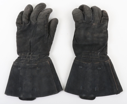 Mint Un-Issued Pair of Luftwaffe Electrically Heated Flying Gloves