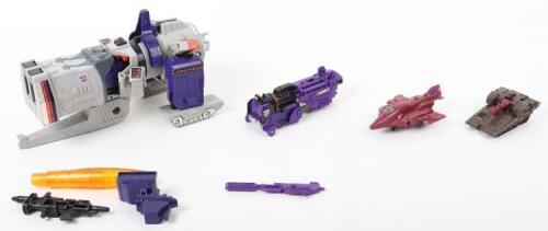 Vintage Hasbro/Takara G1 transformers Decepticon gavalatron,