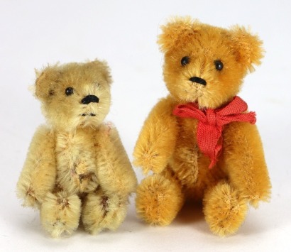Two miniature post war Schuco Teddy bears, German
