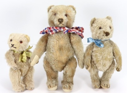 Two Steiff 'Original' Teddy bears, German 1950s