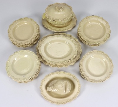 A rare miniature fine creamware dinner service, 1780-1800 - 3