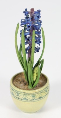 Beatrice Hindley pot plant, English 1920s, - 2