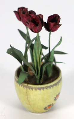 Beatrice Hindley pot plant, English 1920s, - 2