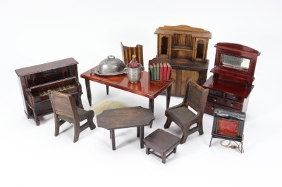 The 'Mc Rae' family dolls house and contents, 1920s, - 11