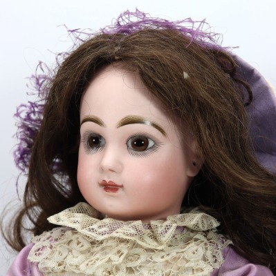 A good Tete Jumeau bisque head Bebe doll, size 11 - 2