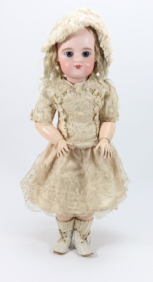 A Francois Gaultier bisque head Bebe doll, size 9, French circa 1890,