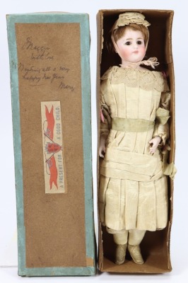 A rare all original Simon & Halbig 920 shoulder head doll in her original box, German circa 1890 - 3
