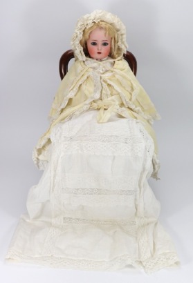 A Simon & Halbig/K&R bisque head girl doll, German circa 1910