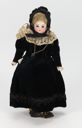 A Simon & Halbig 172 all original bisque shoulder head doll, German, circa 1890