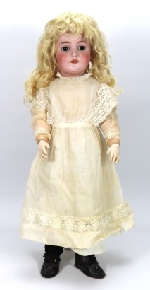 A Handwerck 109 bisque head doll, German circa 1910