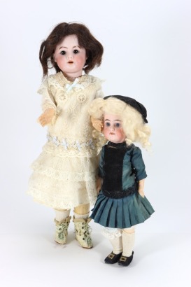A small DEP bisque head doll, German circa 1910