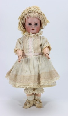 A Kammer & Reinhardt/S&H bisque head doll, German circa 1910,