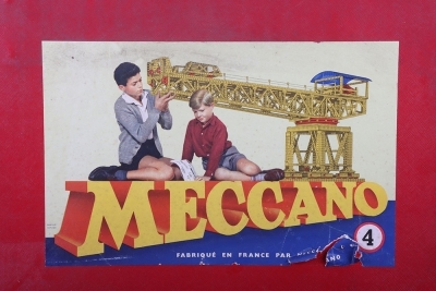 French Meccano Outfit No.4, 1960s, set containing blue, red and gold components tied to backing card, excellent condition, box good to fair, lid grubby and part tear/loss to paper label. - 2