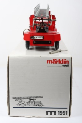 Boxed Marklin 1991 Tinplate Clockwork Fire Truck model, - 5