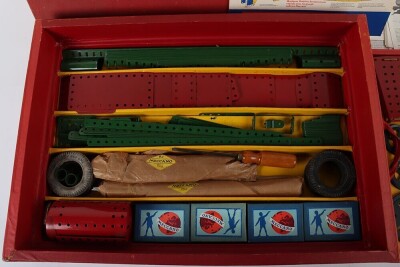 French Meccano boxed outfit No.9, 1950s, - 5