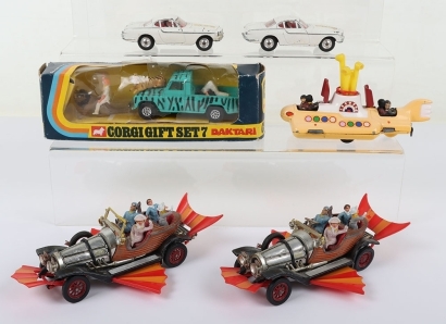 Vintage Corgi 803 The Beatles Yellow Submarine
