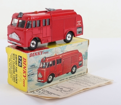 Dinky Toys 276 Airport Fire tender with flashing light