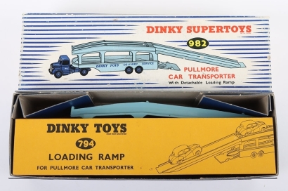 Dinky Supertoys 982 Bedford Pullmore Car Transporter with detachable loading ramp