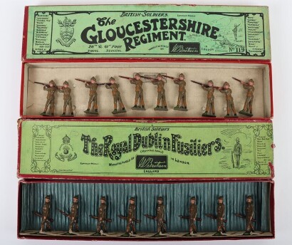 Britains set 109, Dublin Fusiliers marching at the trail, 1930s,